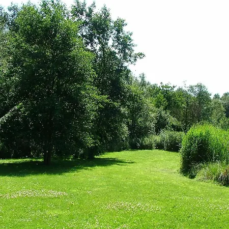 8 Person Holiday In Nyaraló
